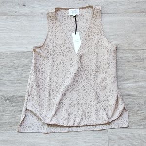 Olive & Oak Tan Leopard Top Womens Xs Sleeveless Drape Front Cross Nwt